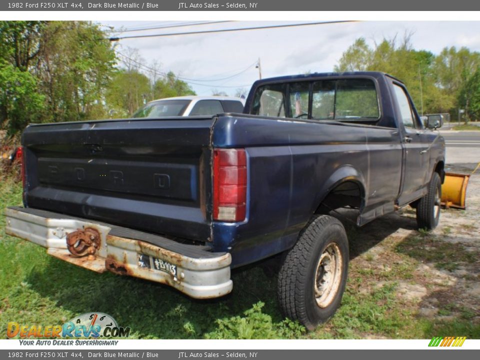 1982 Ford F250 XLT 4x4 Dark Blue Metallic / Blue Photo #4