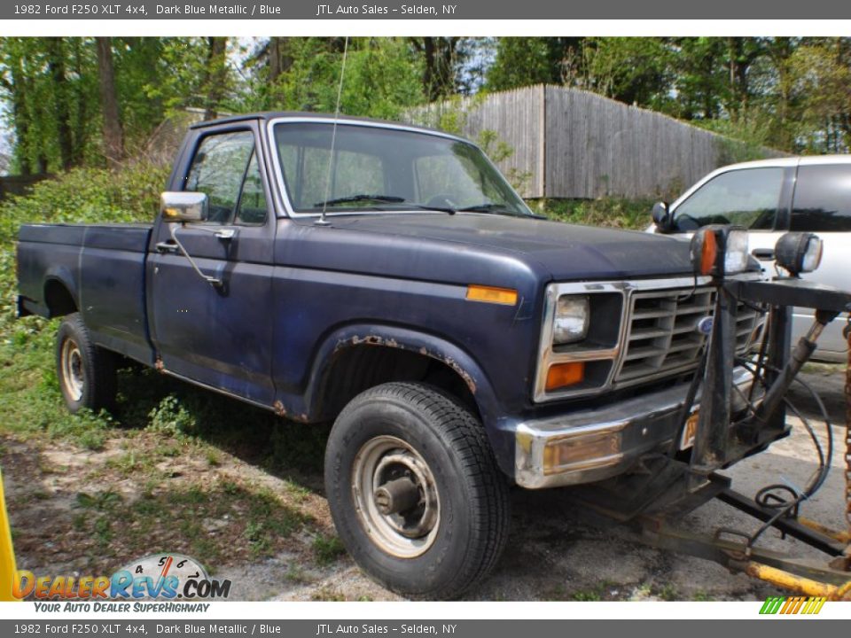 1982 Ford F250 XLT 4x4 Dark Blue Metallic / Blue Photo #5