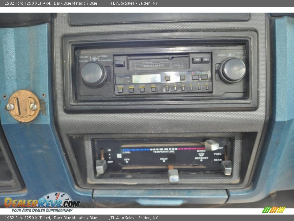 1982 Ford F250 XLT 4x4 Dark Blue Metallic / Blue Photo #11