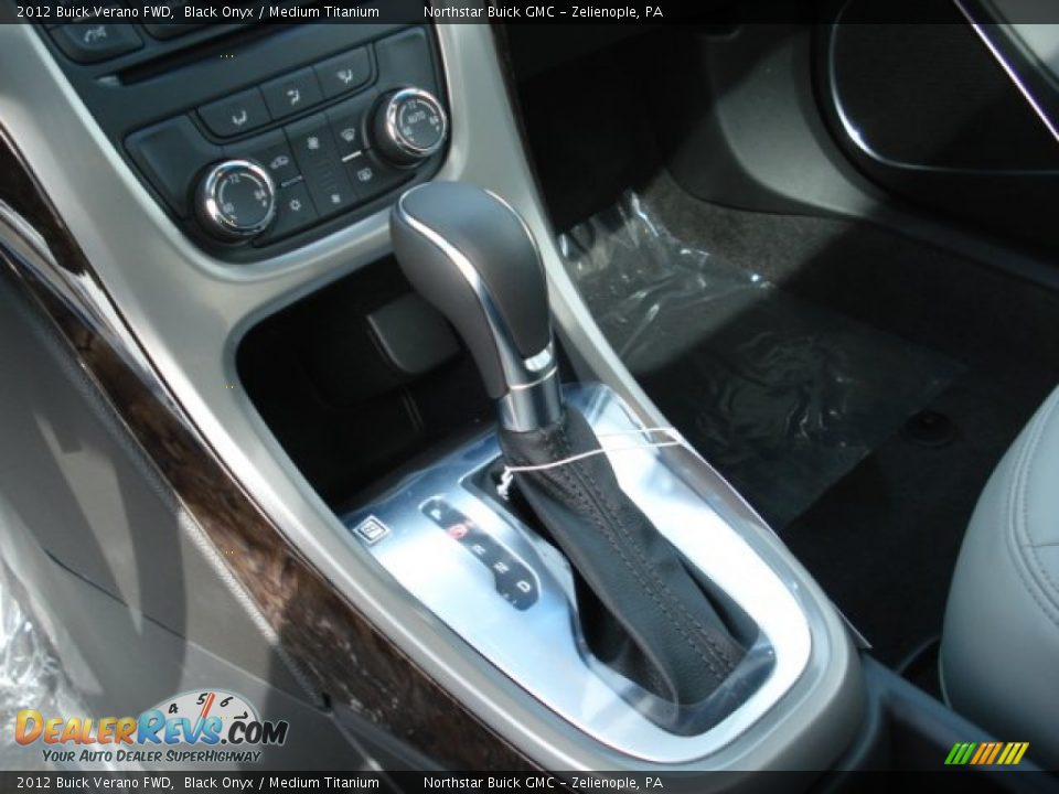 2012 Buick Verano FWD Black Onyx / Medium Titanium Photo #17