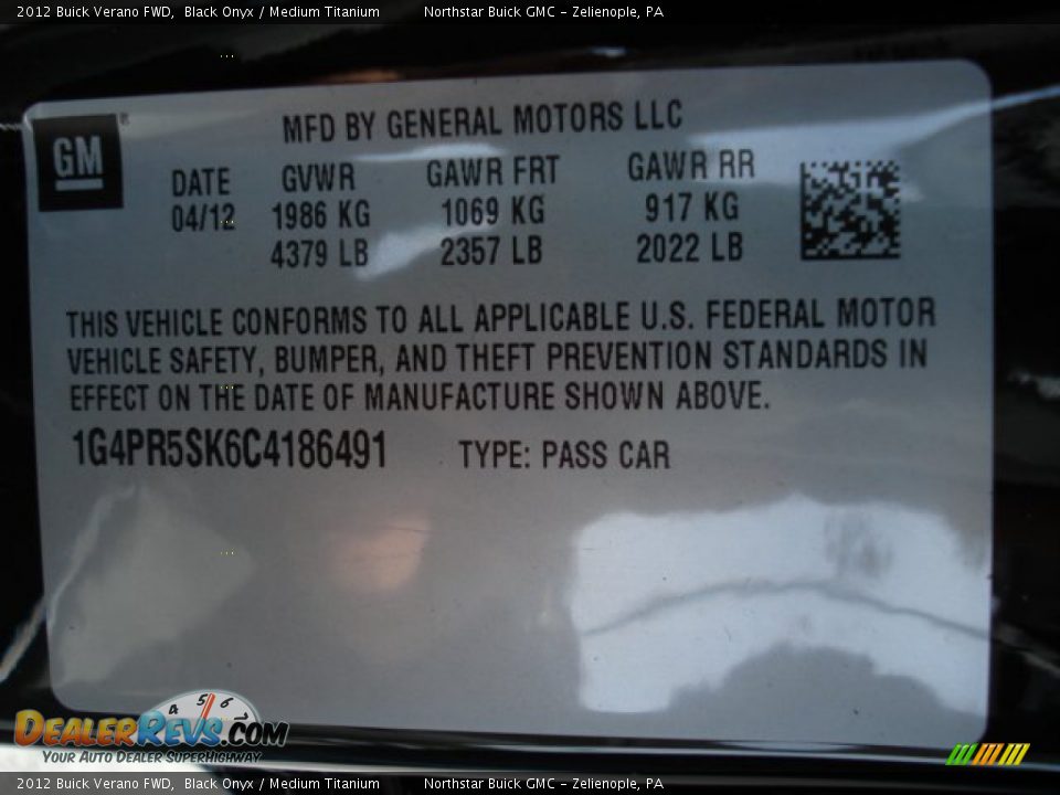 2012 Buick Verano FWD Black Onyx / Medium Titanium Photo #20