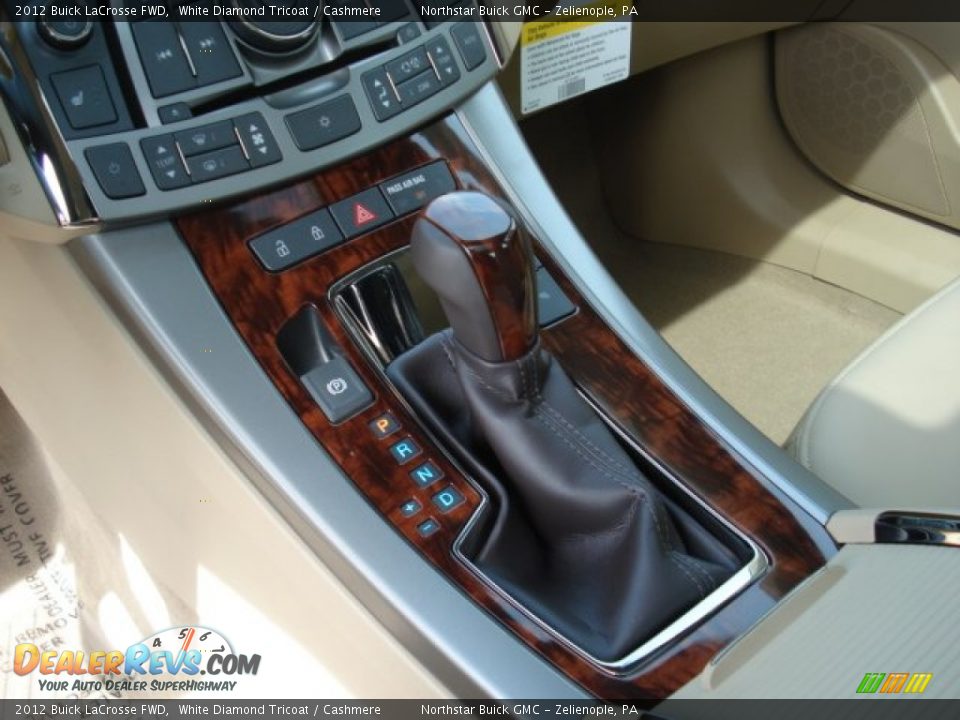 2012 Buick LaCrosse FWD White Diamond Tricoat / Cashmere Photo #17