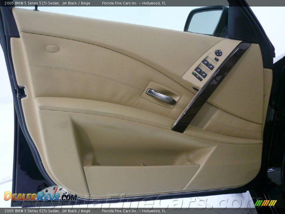 2005 BMW 5 Series 525i Sedan Jet Black / Beige Photo #9