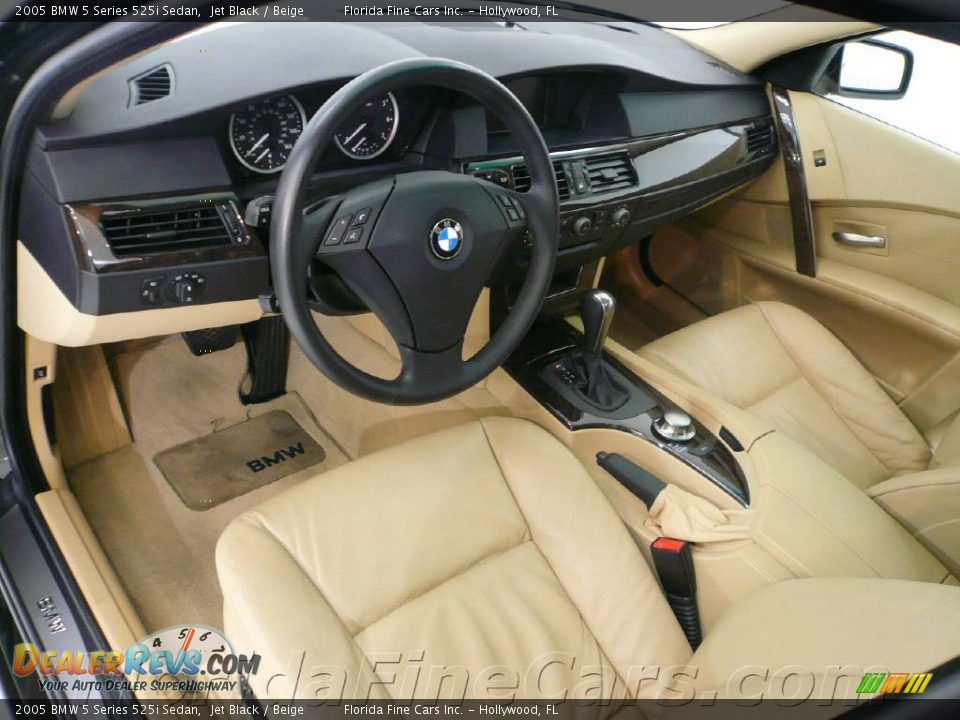2005 BMW 5 Series 525i Sedan Jet Black / Beige Photo #12