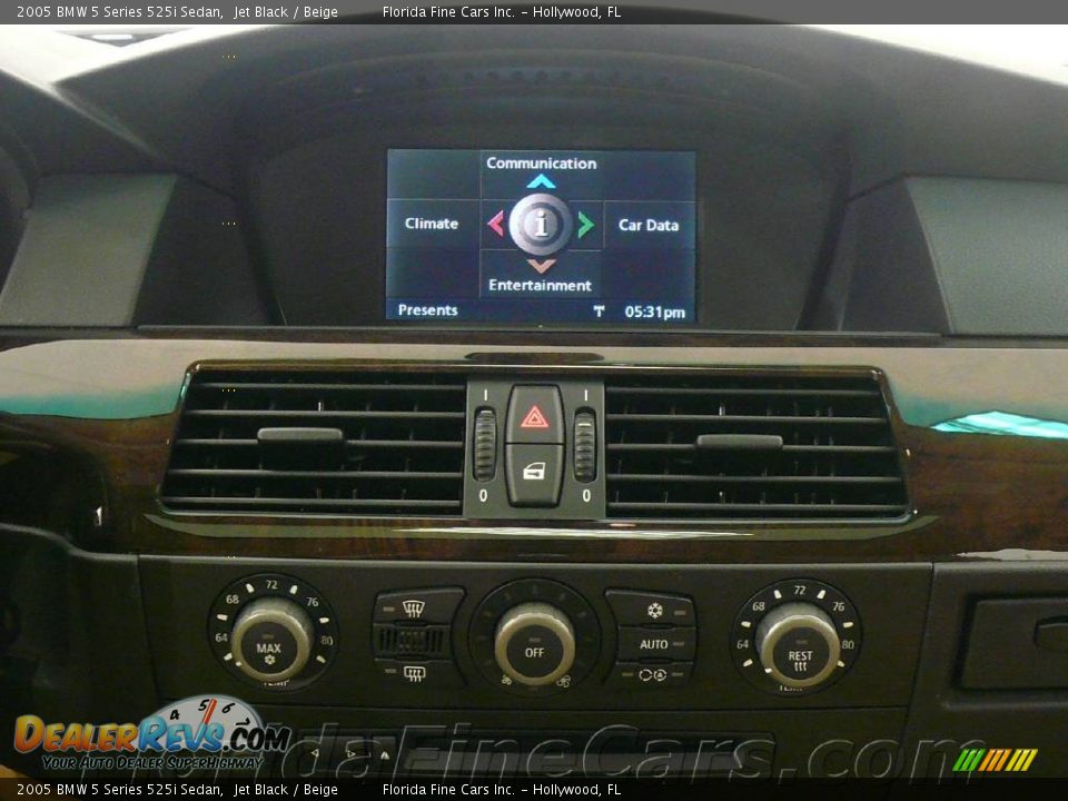 2005 BMW 5 Series 525i Sedan Jet Black / Beige Photo #17