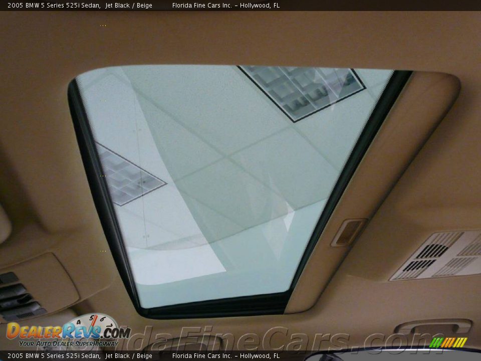 2005 BMW 5 Series 525i Sedan Jet Black / Beige Photo #18