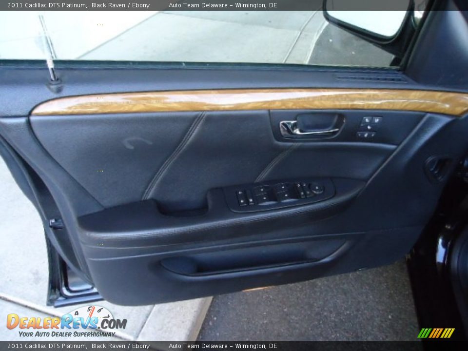 2011 Cadillac DTS Platinum Black Raven / Ebony Photo #20