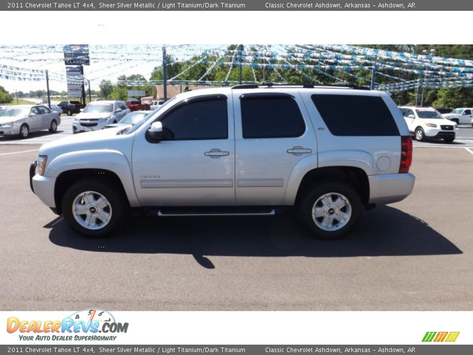 2011 Chevrolet Tahoe LT 4x4 Sheer Silver Metallic / Light Titanium/Dark Titanium Photo #2