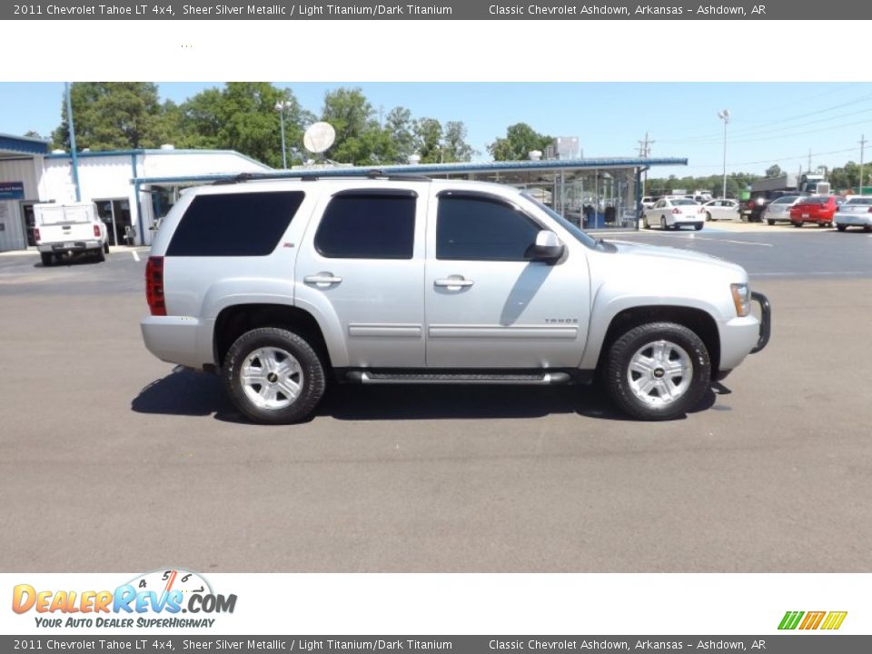 2011 Chevrolet Tahoe LT 4x4 Sheer Silver Metallic / Light Titanium/Dark Titanium Photo #6
