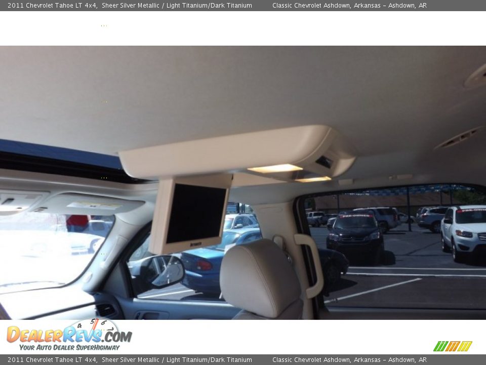 2011 Chevrolet Tahoe LT 4x4 Sheer Silver Metallic / Light Titanium/Dark Titanium Photo #14