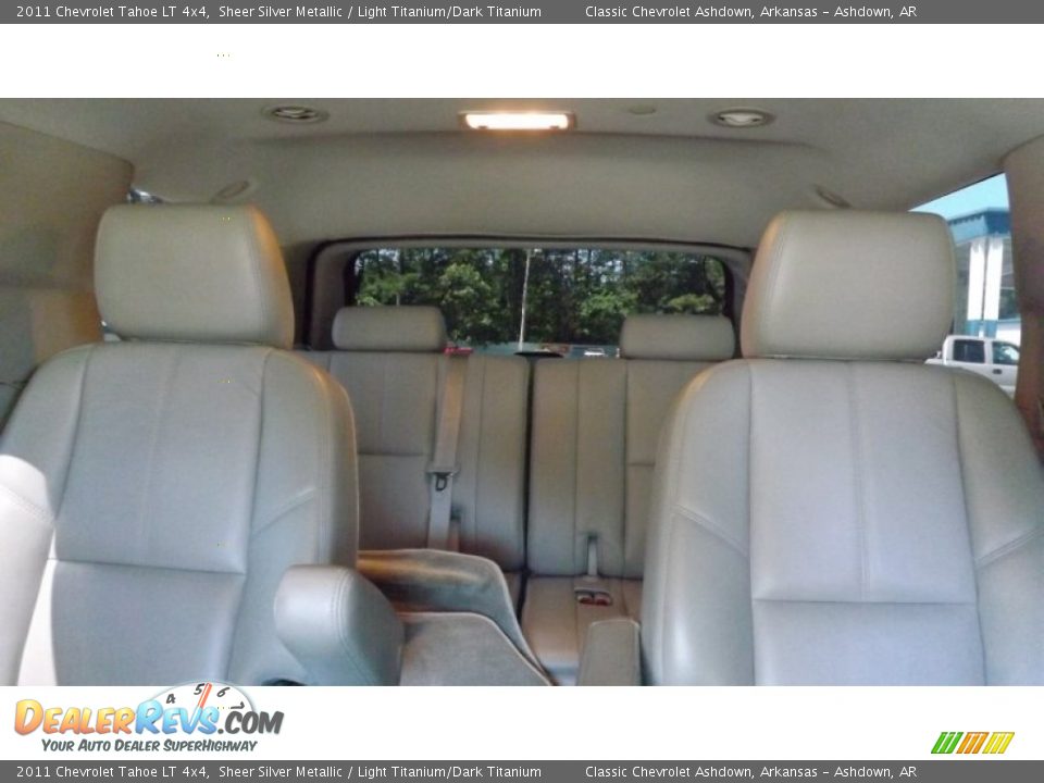 2011 Chevrolet Tahoe LT 4x4 Sheer Silver Metallic / Light Titanium/Dark Titanium Photo #18