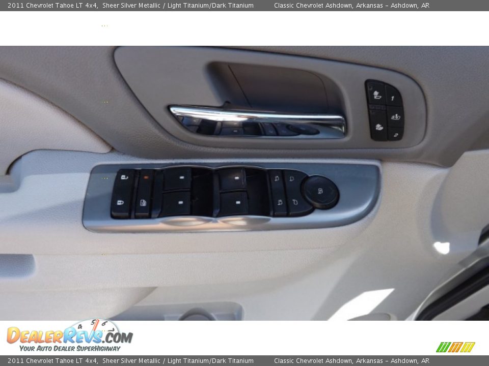 2011 Chevrolet Tahoe LT 4x4 Sheer Silver Metallic / Light Titanium/Dark Titanium Photo #20
