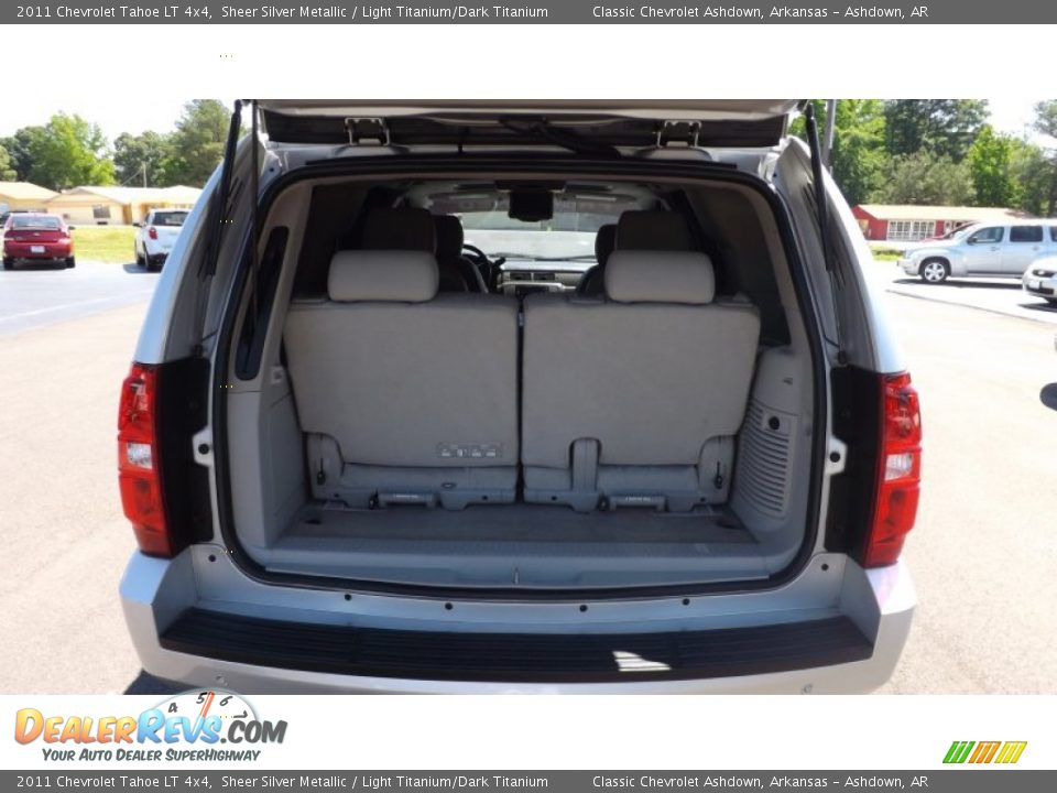 2011 Chevrolet Tahoe LT 4x4 Sheer Silver Metallic / Light Titanium/Dark Titanium Photo #23