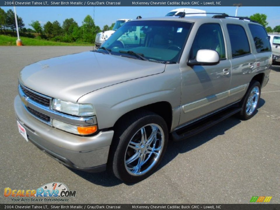 2004 Chevrolet Tahoe LT Silver Birch Metallic / Gray/Dark Charcoal Photo #1