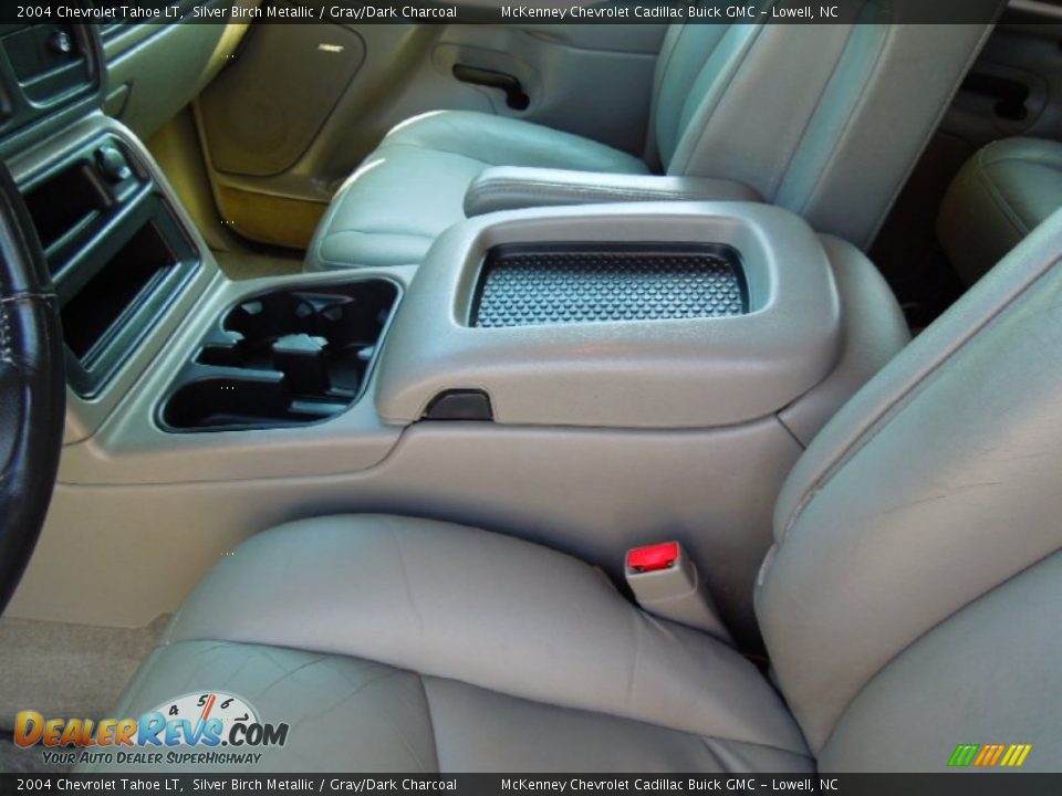 2004 Chevrolet Tahoe LT Silver Birch Metallic / Gray/Dark Charcoal Photo #9