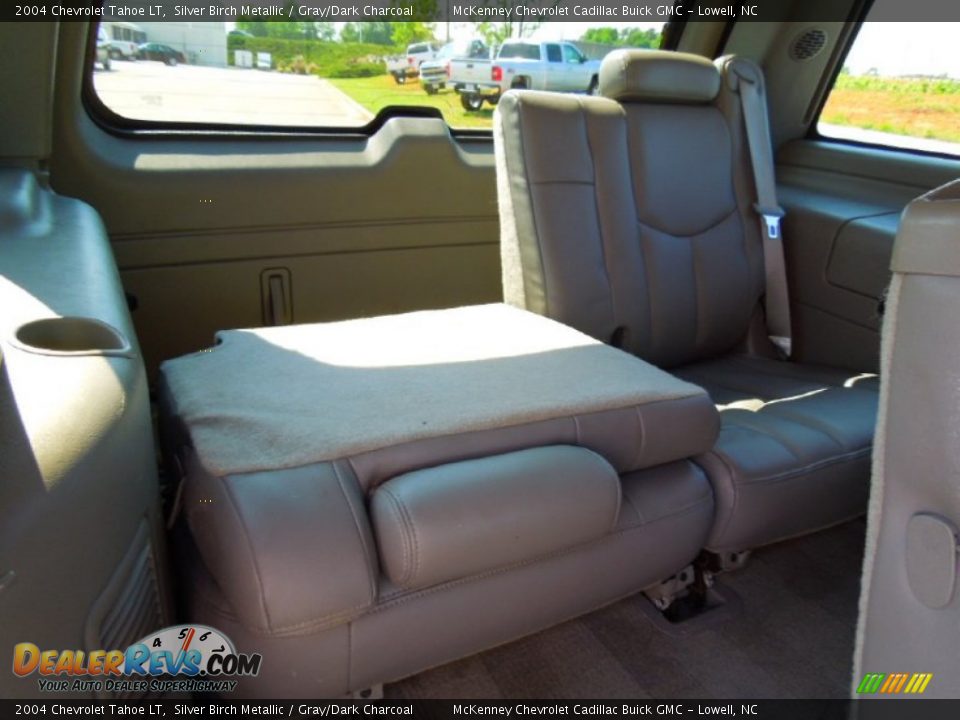 2004 Chevrolet Tahoe LT Silver Birch Metallic / Gray/Dark Charcoal Photo #20