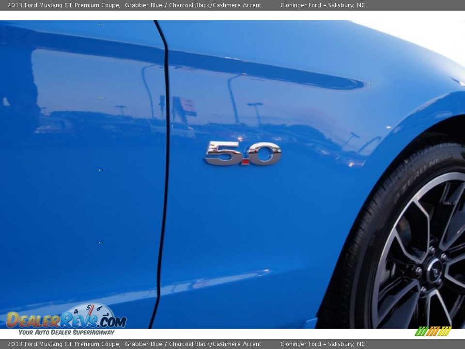 2013 Ford Mustang GT Premium Coupe Grabber Blue / Charcoal Black/Cashmere Accent Photo #15