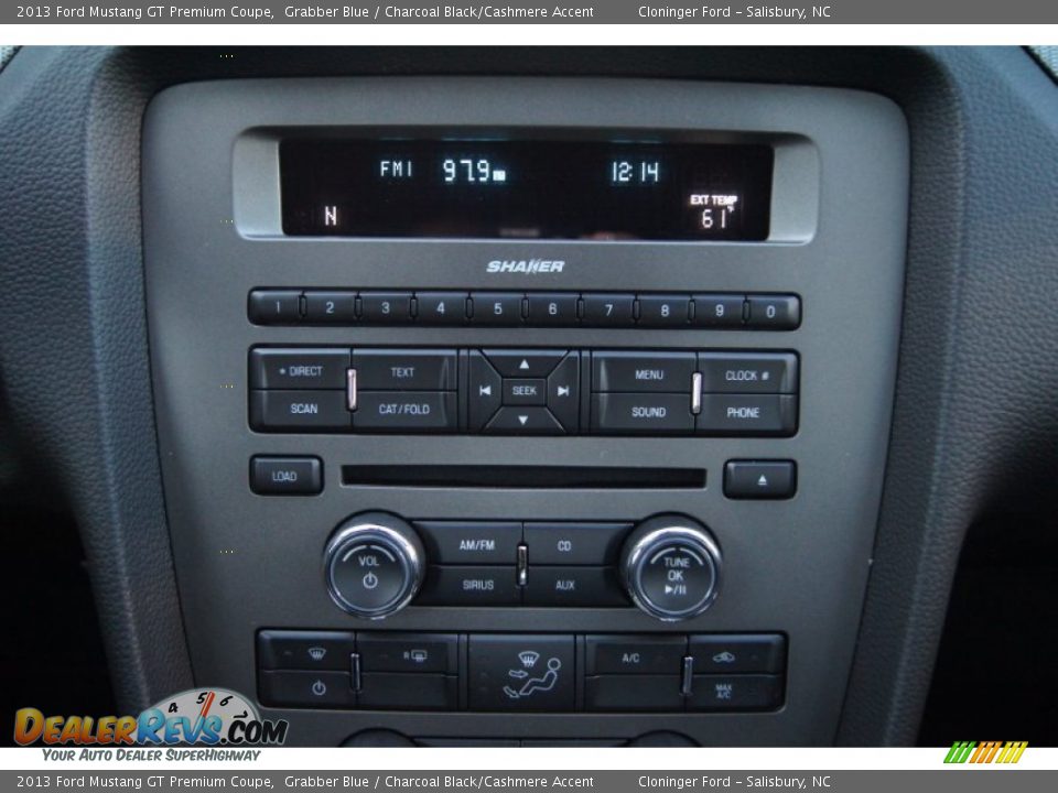 Controls of 2013 Ford Mustang GT Premium Coupe Photo #26