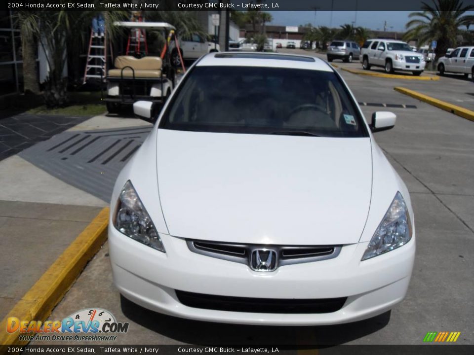 2004 Honda Accord EX Sedan Taffeta White / Ivory Photo #5