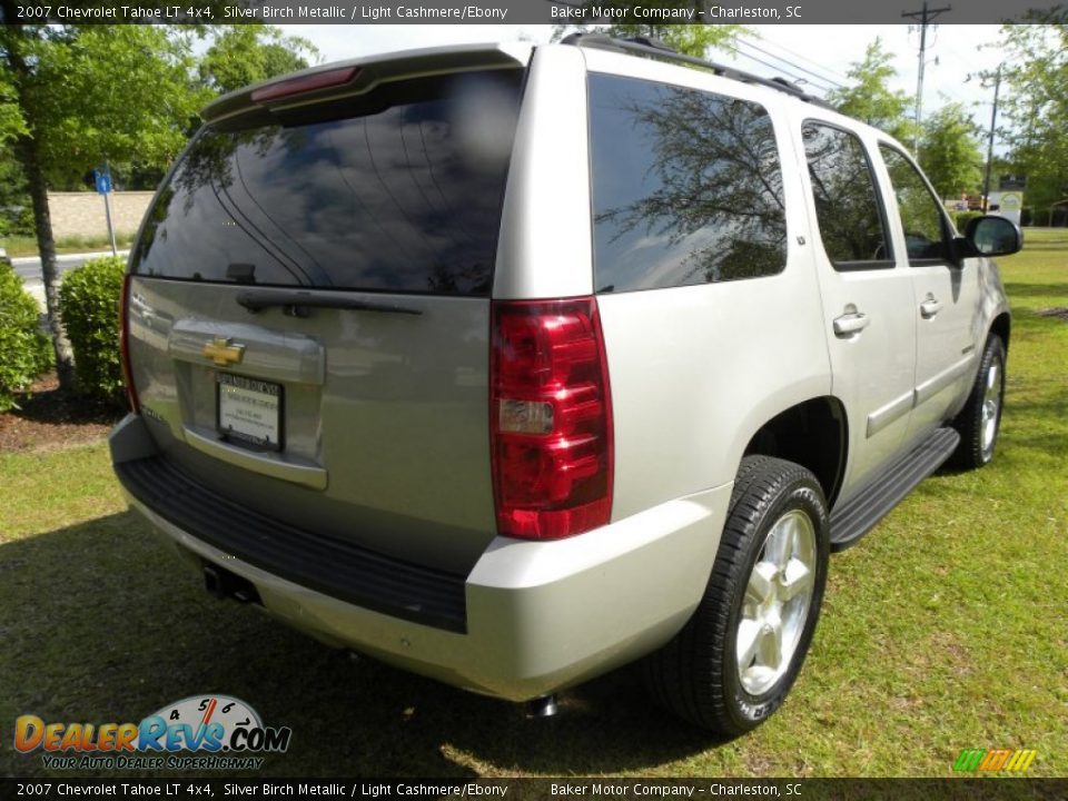 2007 Chevrolet Tahoe LT 4x4 Silver Birch Metallic / Light Cashmere/Ebony Photo #13
