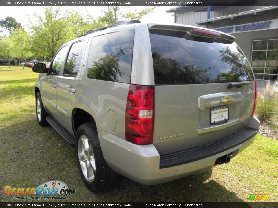 2007 Chevrolet Tahoe LT 4x4 Silver Birch Metallic / Light Cashmere/Ebony Photo #15