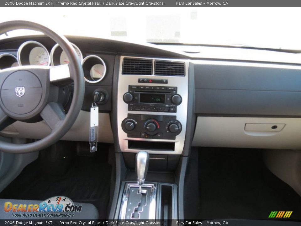 2006 Dodge Magnum SXT Inferno Red Crystal Pearl / Dark Slate Gray/Light Graystone Photo #12