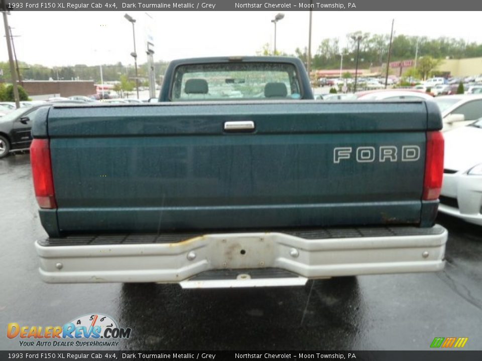 1993 Ford F150 XL Regular Cab 4x4 Dark Tourmaline Metallic / Grey Photo #3