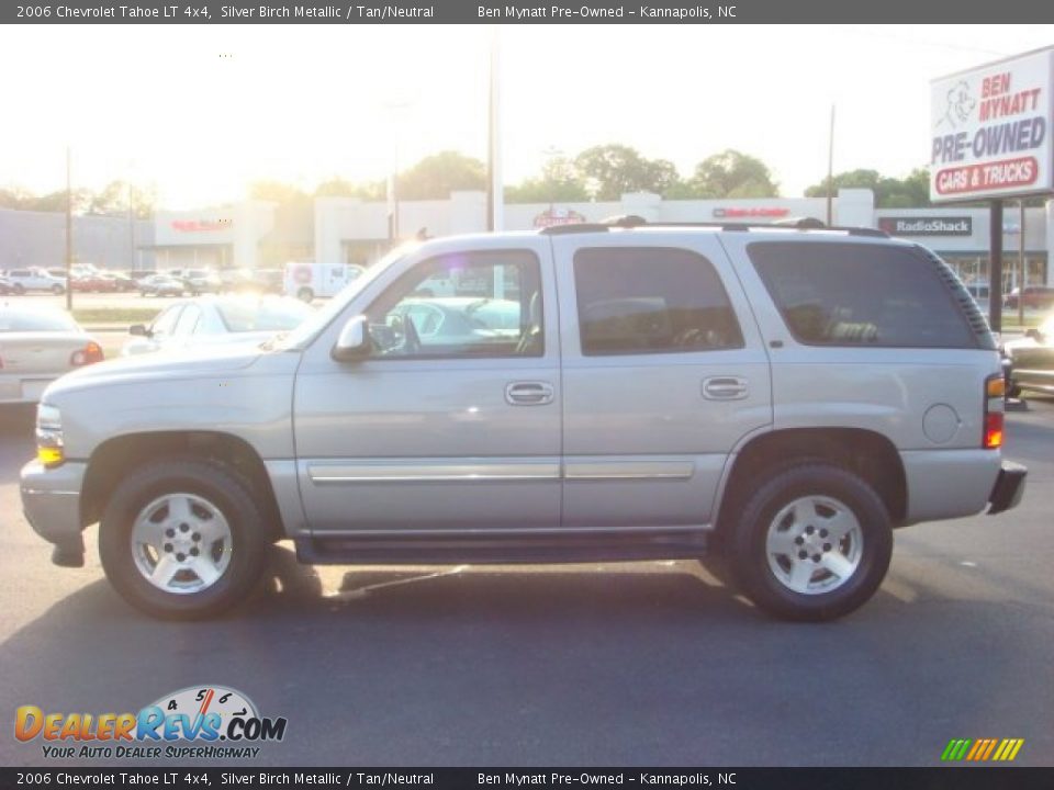 2006 Chevrolet Tahoe LT 4x4 Silver Birch Metallic / Tan/Neutral Photo #2