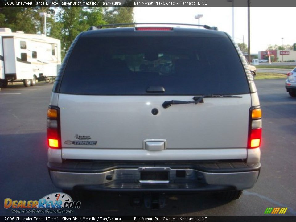 2006 Chevrolet Tahoe LT 4x4 Silver Birch Metallic / Tan/Neutral Photo #4