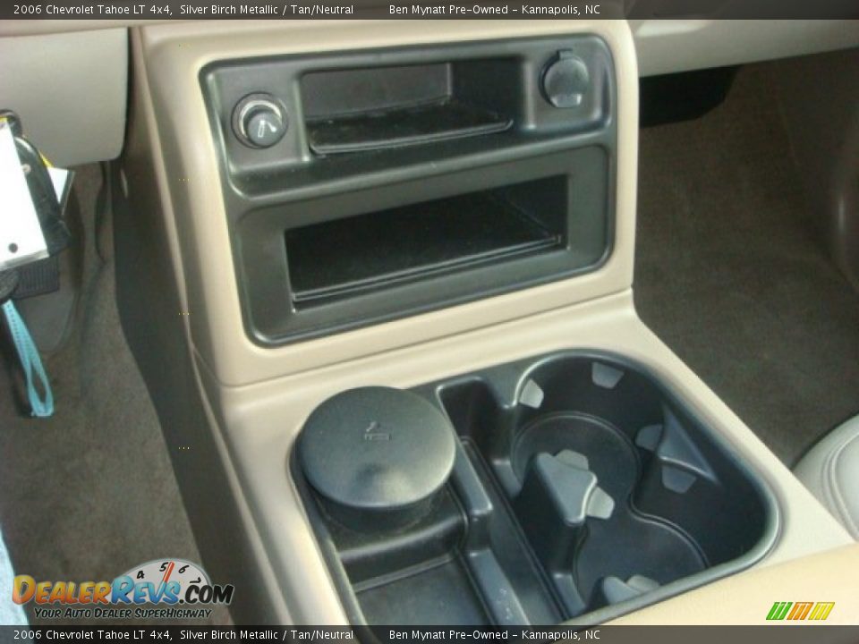 2006 Chevrolet Tahoe LT 4x4 Silver Birch Metallic / Tan/Neutral Photo #21