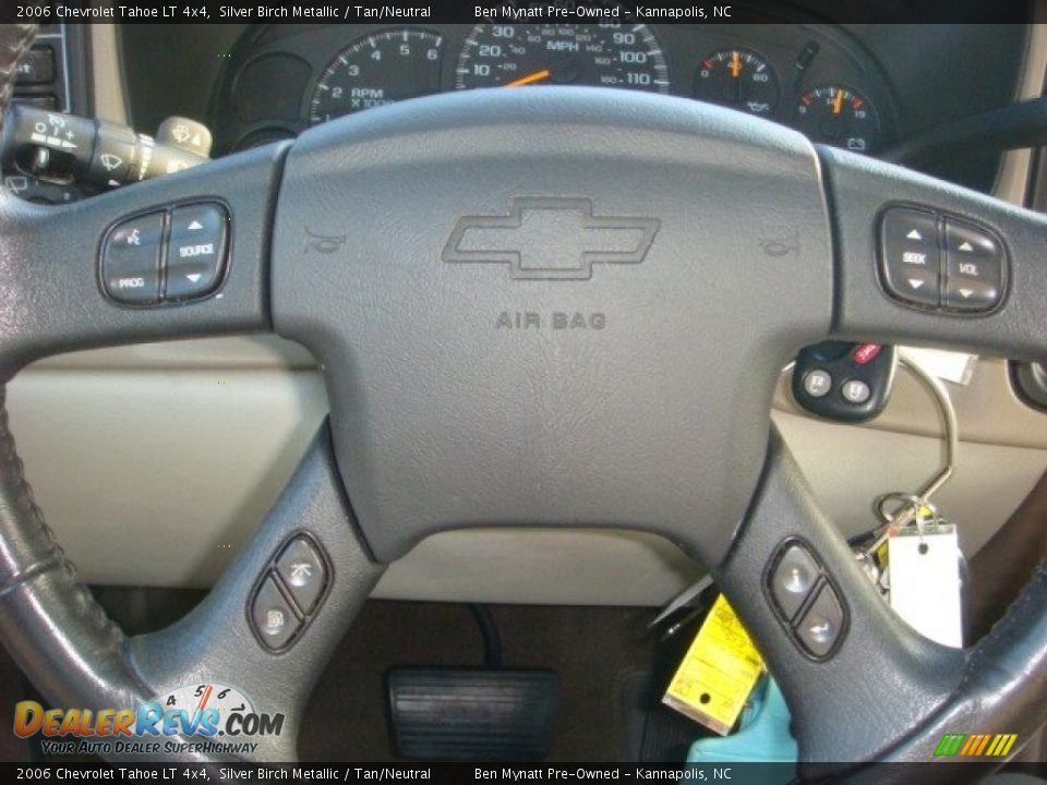 2006 Chevrolet Tahoe LT 4x4 Silver Birch Metallic / Tan/Neutral Photo #23