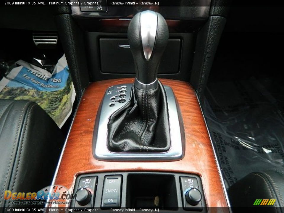 2009 Infiniti FX 35 AWD Shifter Photo #15