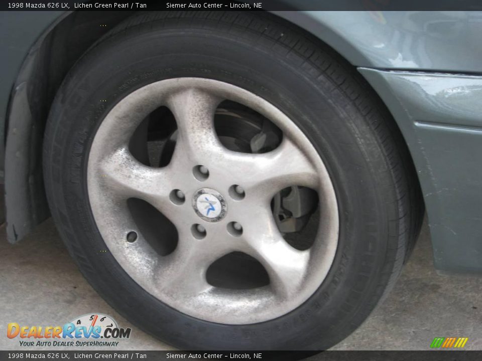 1998 Mazda 626 LX Lichen Green Pearl / Tan Photo #9