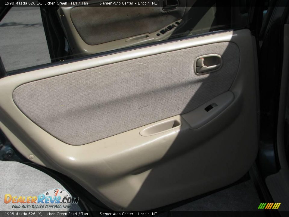 1998 Mazda 626 LX Lichen Green Pearl / Tan Photo #16