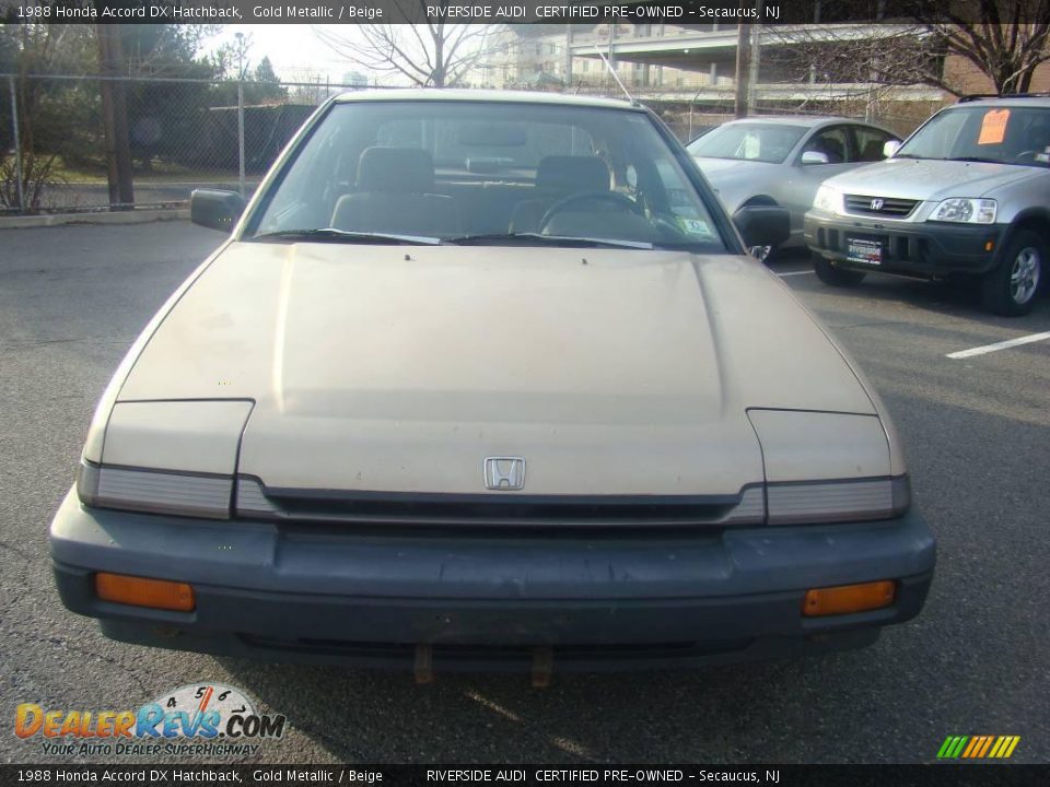 1988 Honda Accord DX Hatchback Gold Metallic / Beige Photo #2