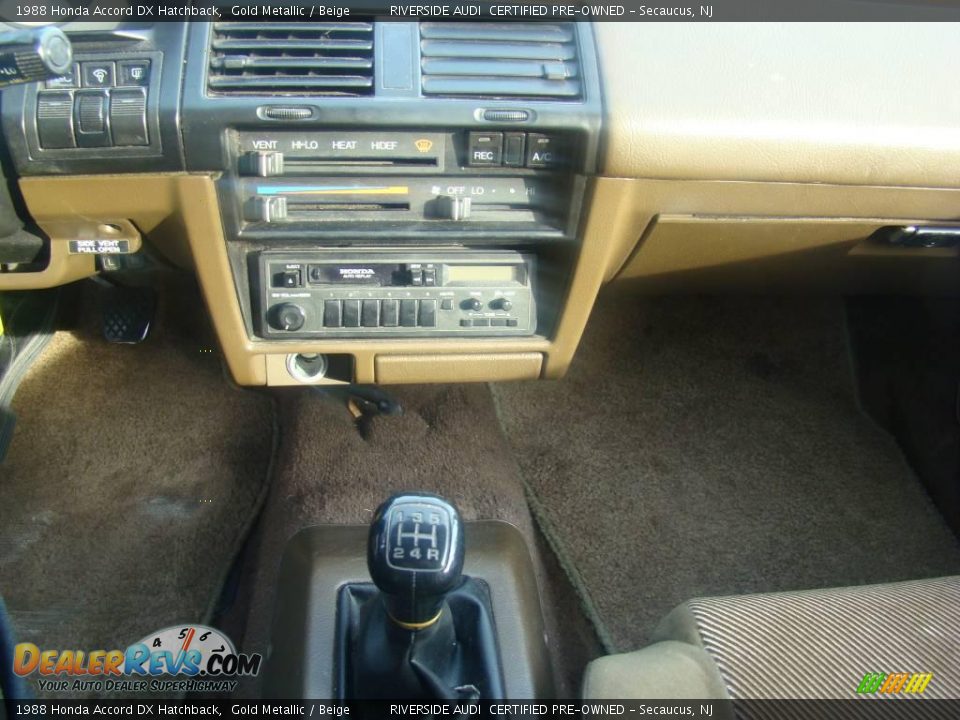 1988 Honda Accord DX Hatchback Gold Metallic / Beige Photo #13