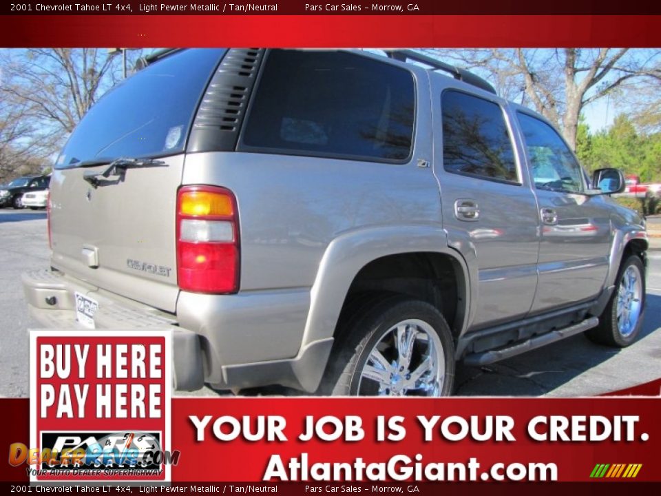 2001 Chevrolet Tahoe LT 4x4 Light Pewter Metallic / Tan/Neutral Photo #3