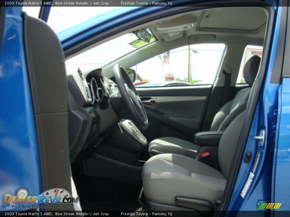 2009 Toyota Matrix S AWD Blue Streak Metallic / Ash Gray Photo #7