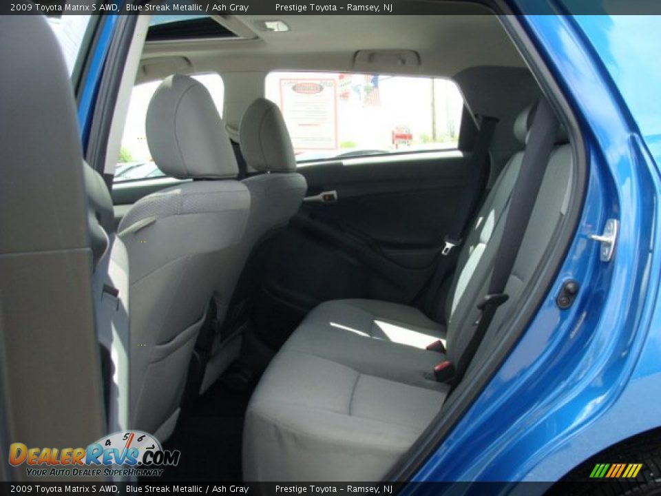 2009 Toyota Matrix S AWD Blue Streak Metallic / Ash Gray Photo #13