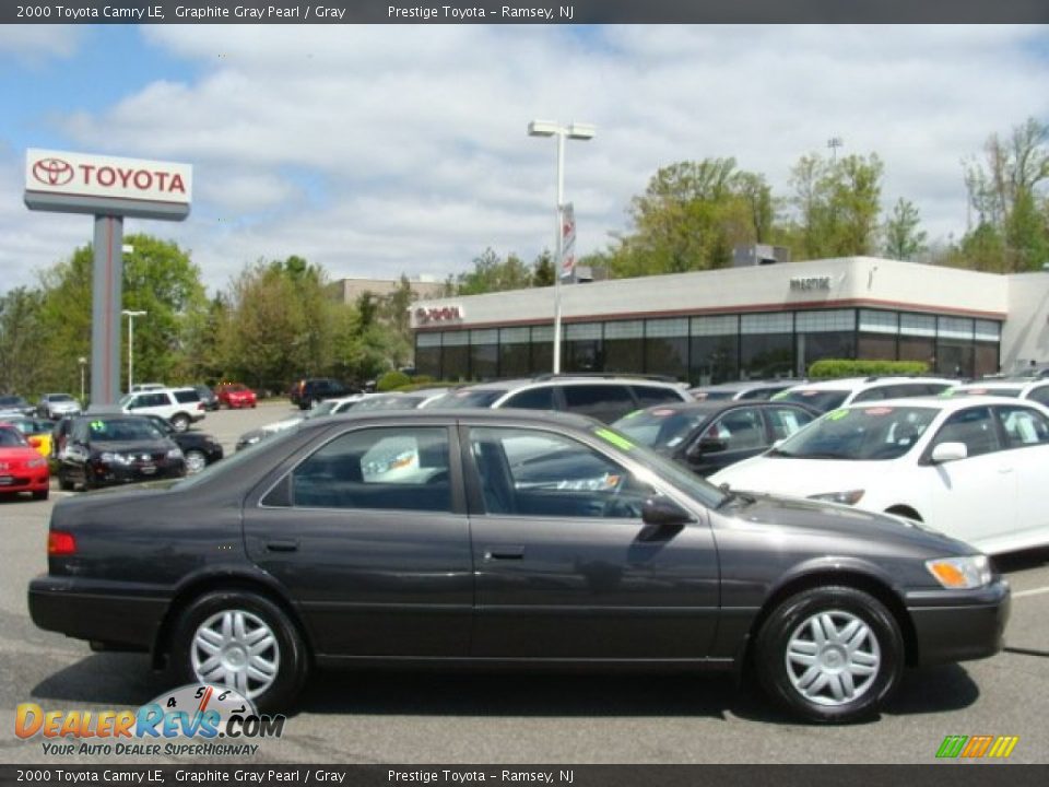 Graphite Gray Pearl 2000 Toyota Camry LE Photo #1