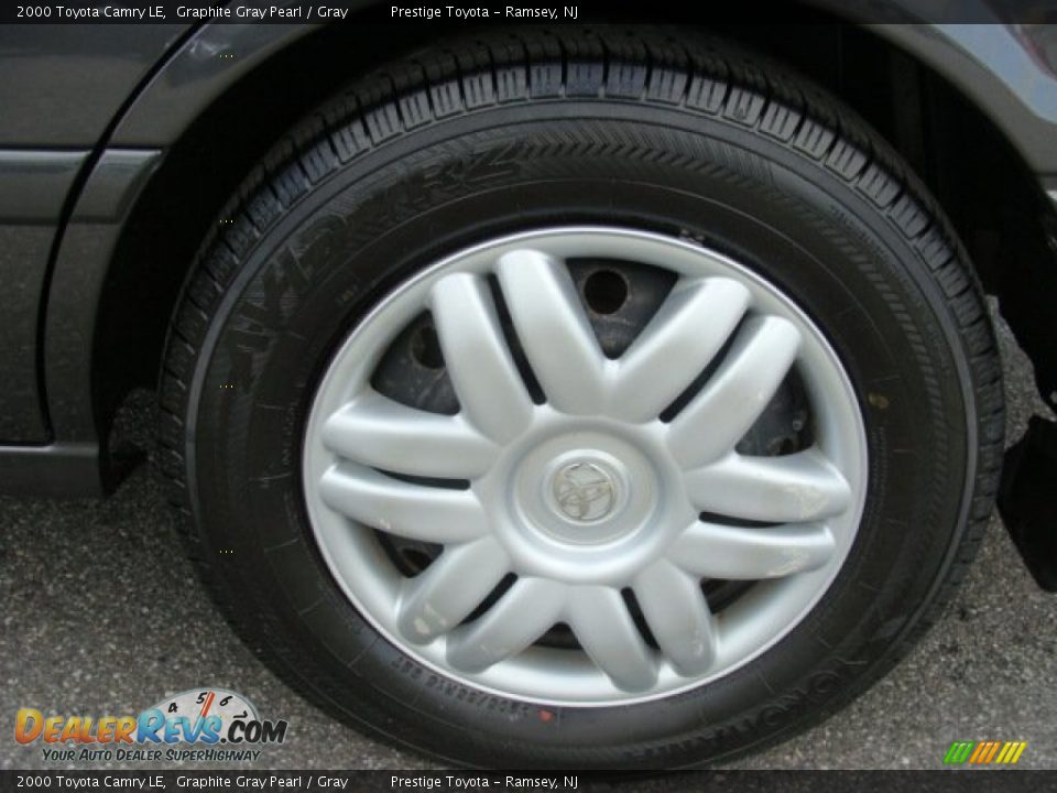 2000 Toyota Camry LE Wheel Photo #14