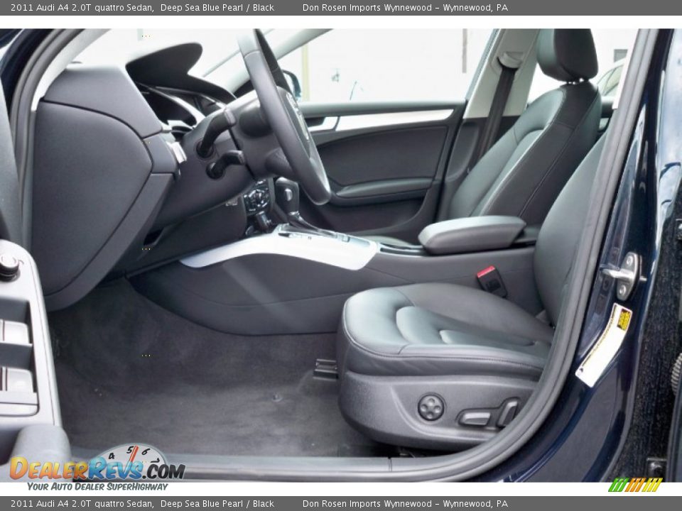 2011 Audi A4 2.0T quattro Sedan Deep Sea Blue Pearl / Black Photo #10