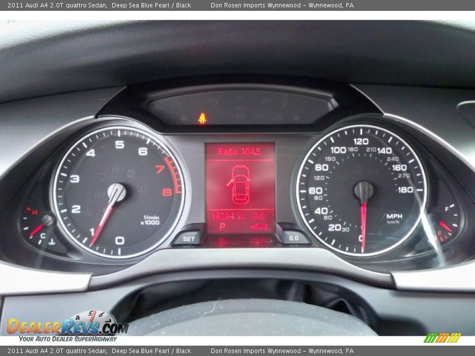 2011 Audi A4 2.0T quattro Sedan Deep Sea Blue Pearl / Black Photo #36