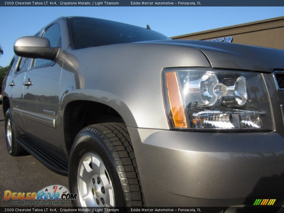 2009 Chevrolet Tahoe LT 4x4 Graystone Metallic / Light Titanium Photo #14