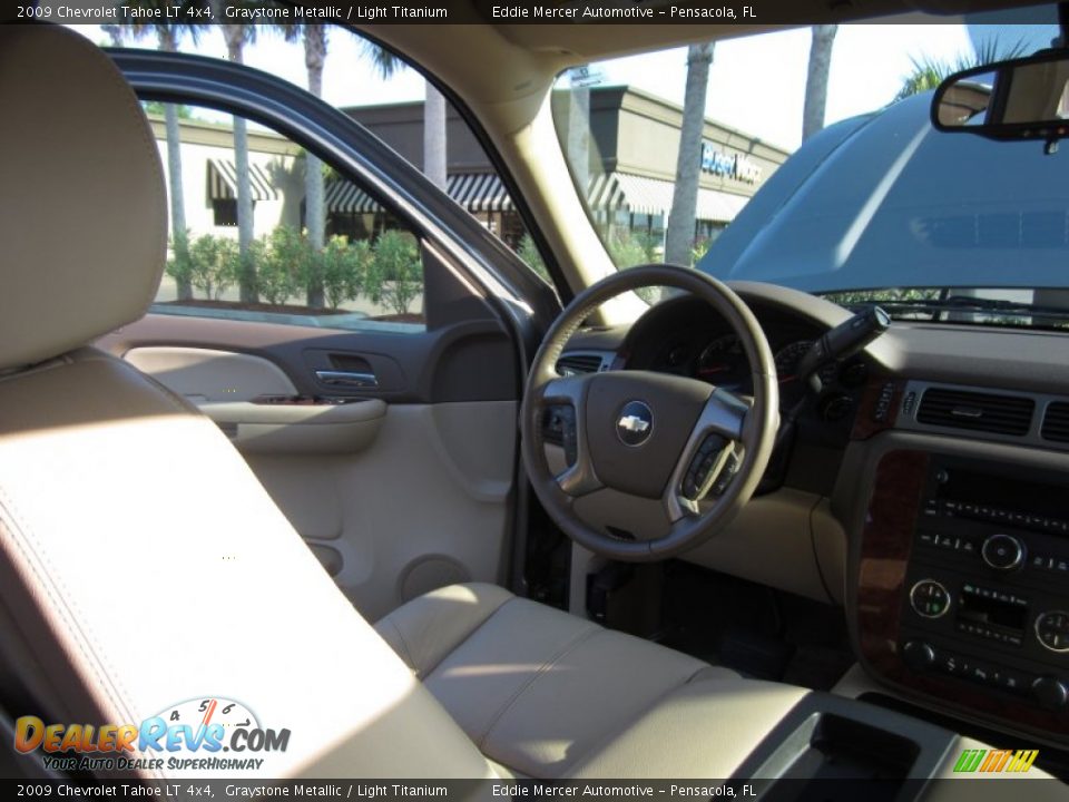 2009 Chevrolet Tahoe LT 4x4 Graystone Metallic / Light Titanium Photo #35