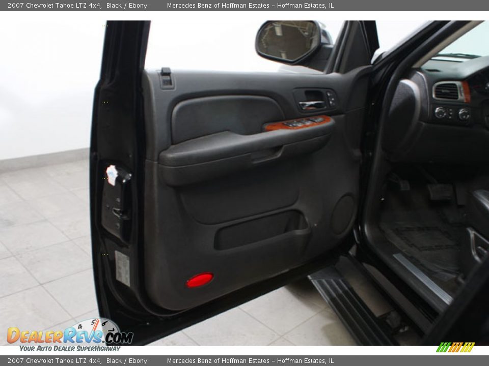 2007 Chevrolet Tahoe LTZ 4x4 Black / Ebony Photo #15