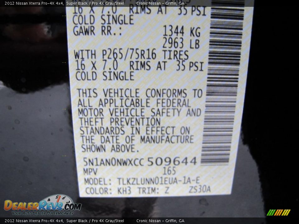 2012 Nissan Xterra Pro-4X 4x4 Super Black / Pro 4X Gray/Steel Photo #16