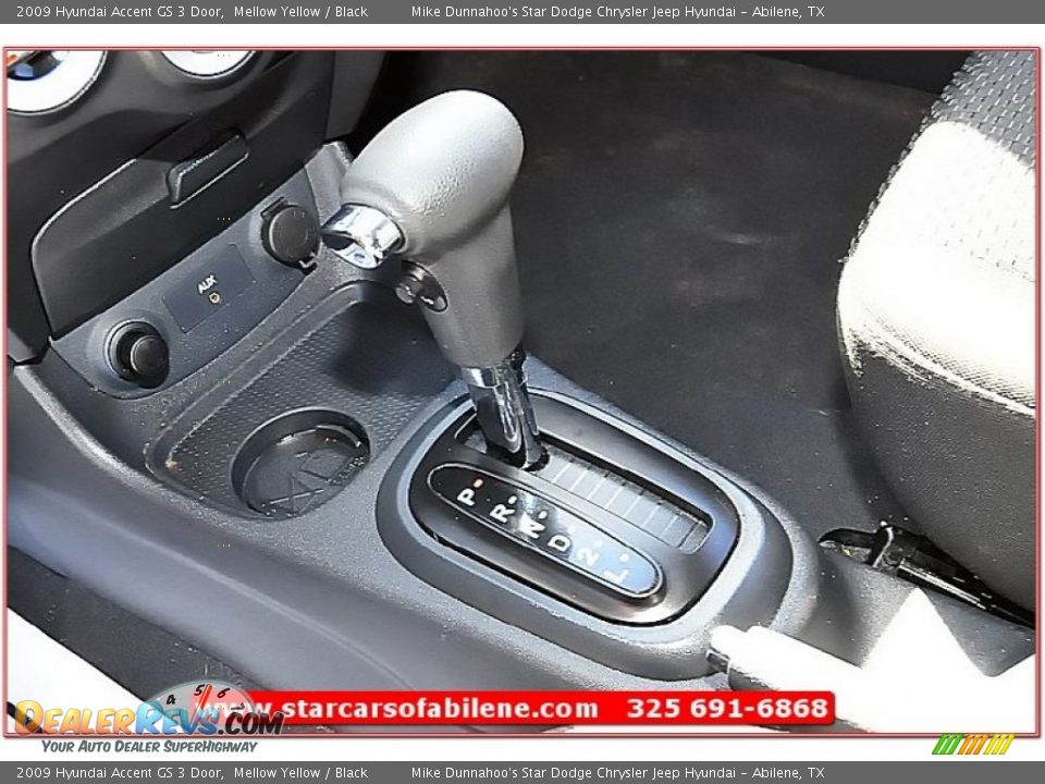 2009 Hyundai Accent GS 3 Door Mellow Yellow / Black Photo #22