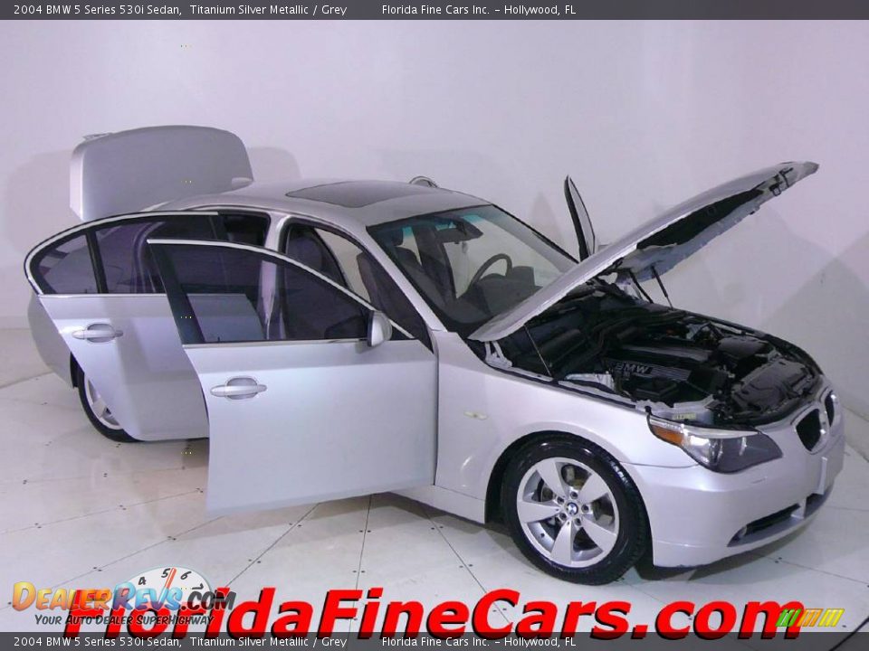 2004 BMW 5 Series 530i Sedan Titanium Silver Metallic / Grey Photo #7