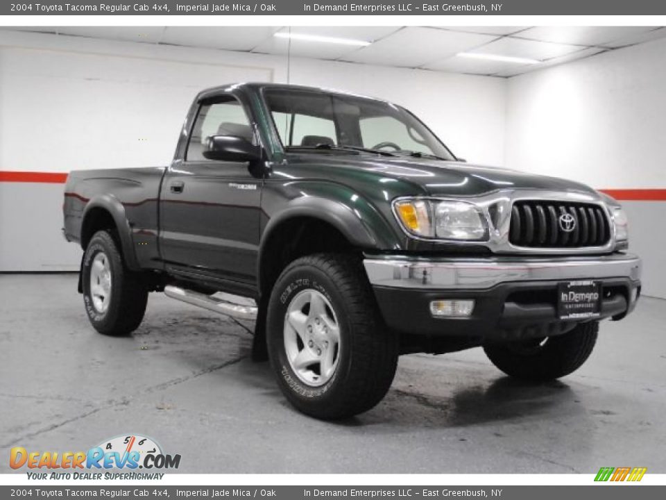 2004 Toyota Tacoma Regular Cab 4x4 Imperial Jade Mica / Oak Photo #2